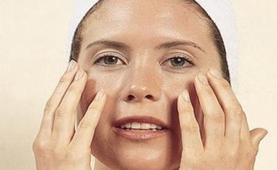 Ejercicios faciales antiarrugas