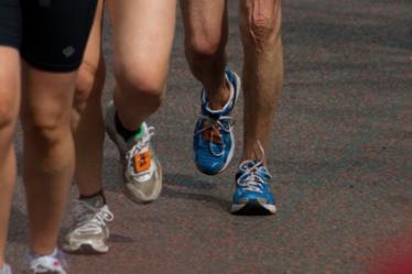 ¿Se puede correr y ganar masa muscular? correr-músculo