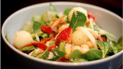 En verano, incorpora pasta y legumbres a tus ensaladas En verano, incorpora pasta y legumbres a tus ensaladas
