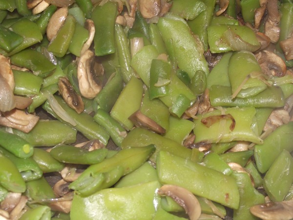 JudÃas Verdes Salteadas con Ajo Tierno y Setas JudÃas Verdes Salteadas con Ajo Tierno y Setas
