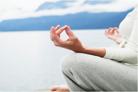 Cómo eliminar el estrés con yoga