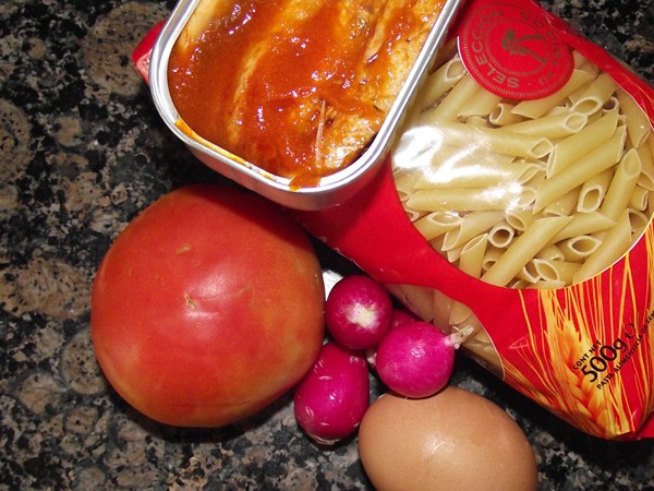 DSCF2215 recetas Ensalada de Pasta con Filetes de Caballa al Tomate