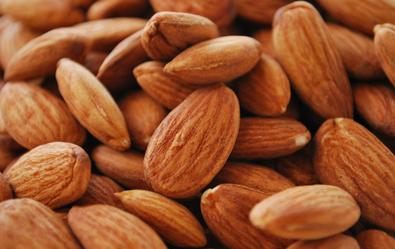 Las almendras protegen tu cuerpo de virus y bacterias Las almendras protegen tu cuerpo de virus y bacterias