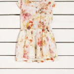 vestido corto flores