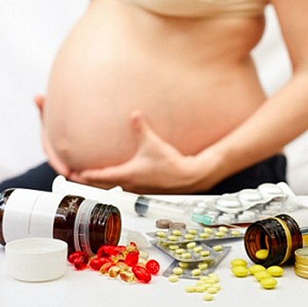 Side-Effects-of-Drugs-in-Pregnancy-Pain-Relief-300x299