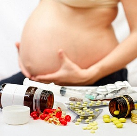 Side-Effects-of-Drugs-in-Pregnancy-Pain-Relief-300x299