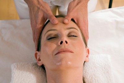 Relajación con masaje facial