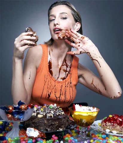 El porqué de comer en exceso, y cómo parar de hacerlo