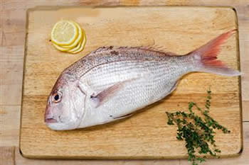 Los nutrientes del pescados ayudan a la piel