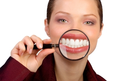 Pros y contras del blanqueamiento dental