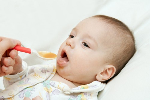Alimentos que producen gases en los bebes