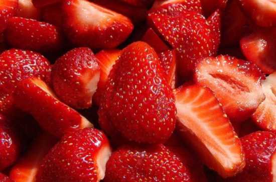 Comer fresas ayuda a bajar el colesterol malo
