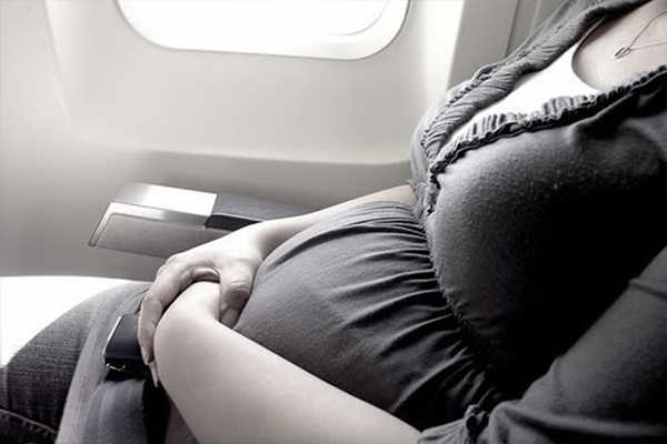¿Puedo viajar en avión si estoy embarazada? recomendaciones útiles