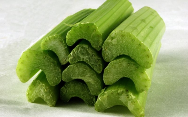 Apio estrogenos y prevencion del cancer 2.jpg