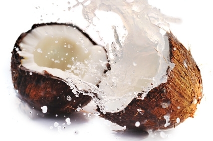 Beneficios del agua de coco: mitos y verdades .jpg