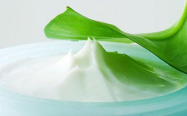 Como-utilizar-las-cremas-cosmeticas-6.jpg Como-utilizar-las-cremas-cosmeticas-6.jpg