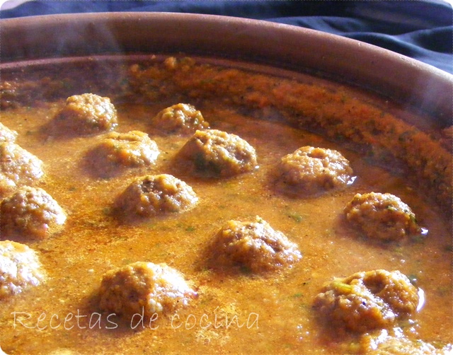 DSCF5183 Tajine de kefta