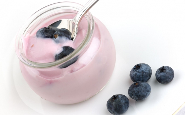 Desintoxicante-natural-a-base-de-arandanos-y-yogurt-4.jpg