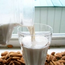 Leche con almendras.jpg