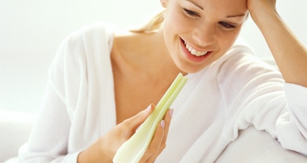 Masticar apio para el mal aliento 2.jpg