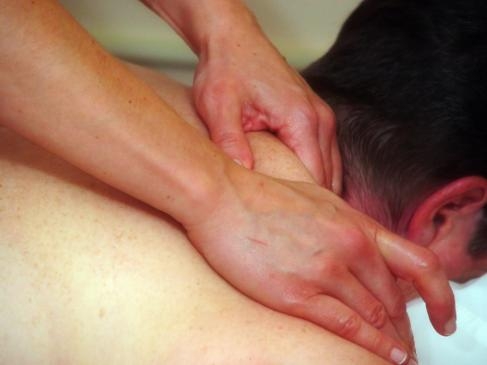 Qué son los masajes neuromusculares y cómo funcionan .jpg