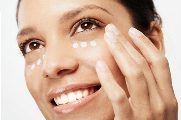 Tratamientos contra las ojeras - 3 - crema.jpg