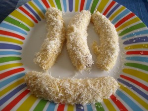 bananas fritas con coco 4 300x225 Bananas fritas con coco