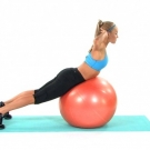 ejercicios-para-glúteos-con-pelota-de-pilates-4_0.jpg