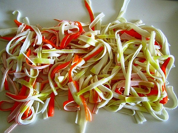 ensalada-de-berros-con-palitos-de-mar-y-aguacates ensalada de berros con palitos de mar y aguacates 4 Ensalada de berros con palitos de mar y aguacates