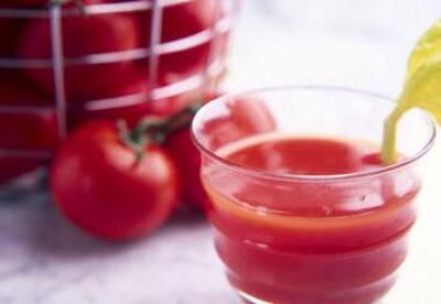 Beneficios del zumo de tomate Beneficios del zumo de tomate