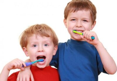 Higiene bucal infantil Higiene bucal infantil