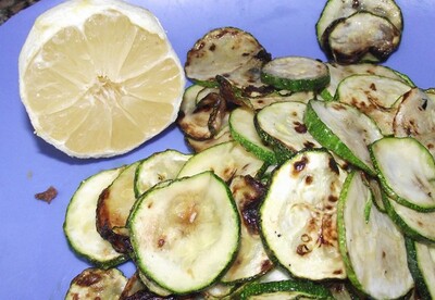 Calabacin a la Plancha con Limón Calabacin a la Plancha con Limón