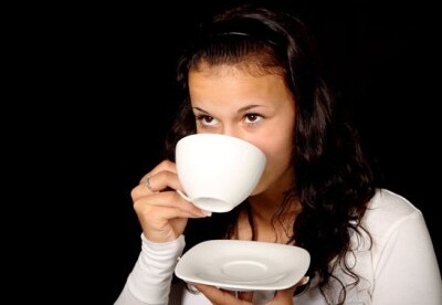 Alimentos que dañan nuestros huesos Alimentos que dañan nuestros huesos