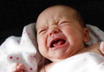 Mi bebé tiene gases, ¿qué le puedo dar? Mi bebé tiene gases, ¿qué le puedo dar?