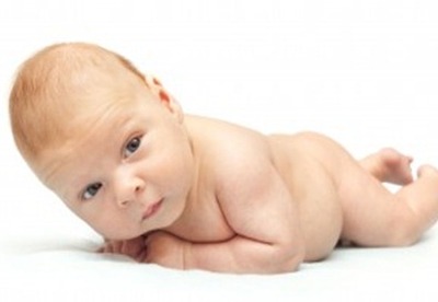 El control de la cabeza del bebe El control de la cabeza del bebe