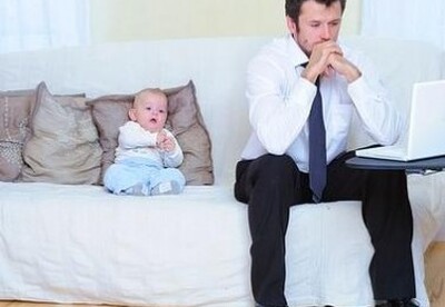 Baja por paternidad en España Baja por paternidad en España