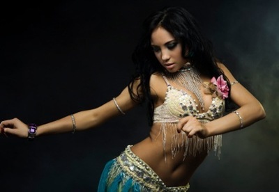 Los bailes que te ayudarán a fortalecer tus abdominales Los bailes que te ayudarán a fortalecer tus abdominales