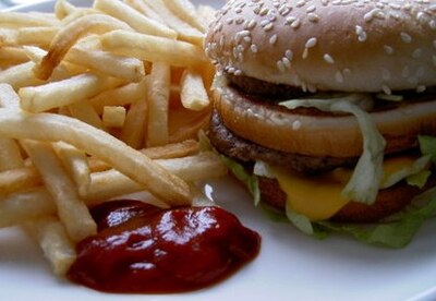 Los alimentos que hacen mal al corazón Los alimentos que hacen mal al corazón