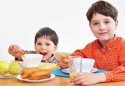 Alimentación saludable para niños en edad escolar Alimentación saludable para niños en edad escolar