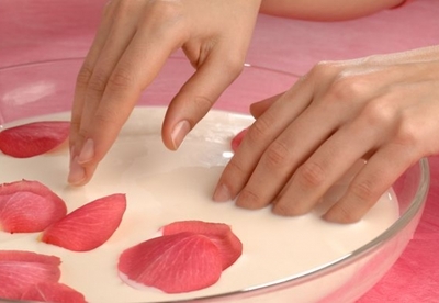 Baño natural para fortalecer las uñas Baño natural para fortalecer las uñas