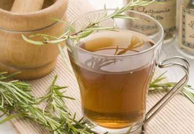Beneficios del té de Romero Beneficios del té de Romero