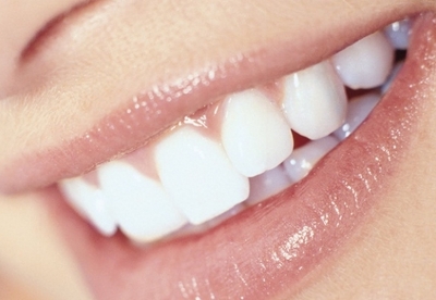 Blanquear tus dientes con cáscaras de naranja Blanquear tus dientes con cáscaras de naranja