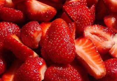 Comer fresas ayuda a bajar el colesterol malo Comer fresas ayuda a bajar el colesterol malo