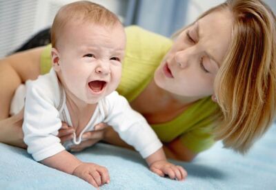 ¿Cómo evitar el estrés producido por los continuos llantos de tu hijo? ¿Cómo evitar el estrés producido por los continuos llantos de tu hijo?
