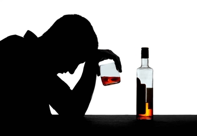 Cómo tomar alcohol sin sufrir resaca Cómo tomar alcohol sin sufrir resaca