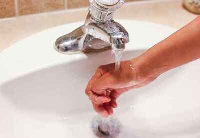 Cómo tratar quemaduras por agua hirviendo primeros auxilios Cómo tratar quemaduras por agua hirviendo primeros auxilios