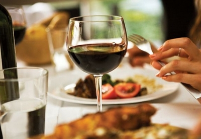Consejos para disfrutar de una cena perfecta Consejos para disfrutar de una cena perfecta