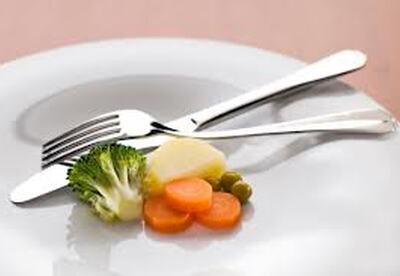 Dietas para bajar de peso: Trucos de Nutrición para comer poco Dietas para bajar de peso: Trucos de Nutrición para comer poco
