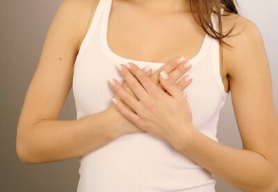 ¿Dolor de pecho? Combátelo con ejercicio ¿Dolor de pecho? Combátelo con ejercicio