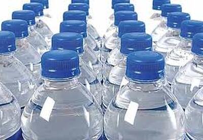 El agua embotellada El agua embotellada